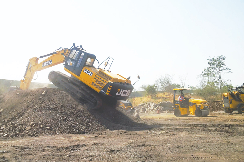 JCB reinforces commitment to expedite road making in India