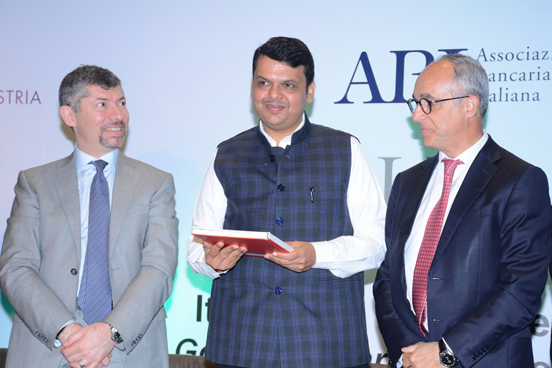 Maharashtra best place to invest: Fadnavis