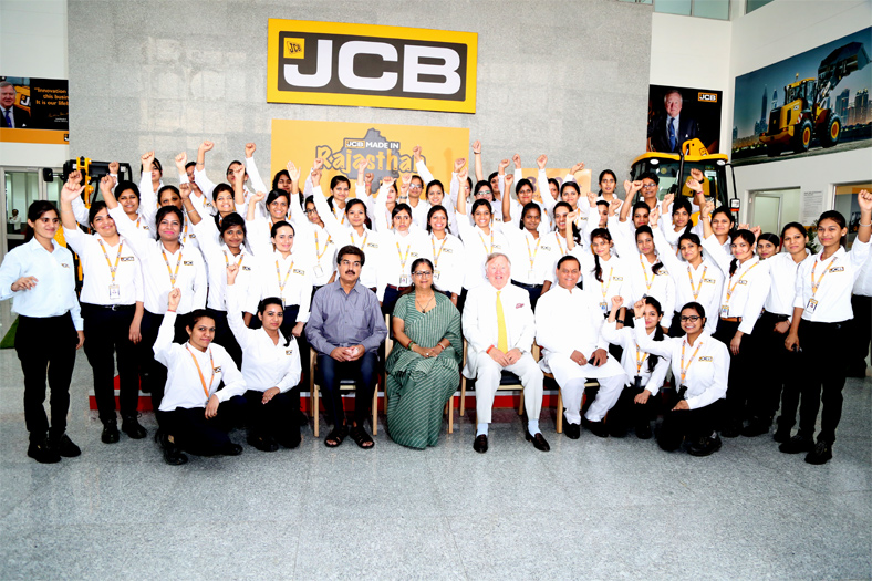 JCB rolls out its 3,000th machine from Jaipur facility