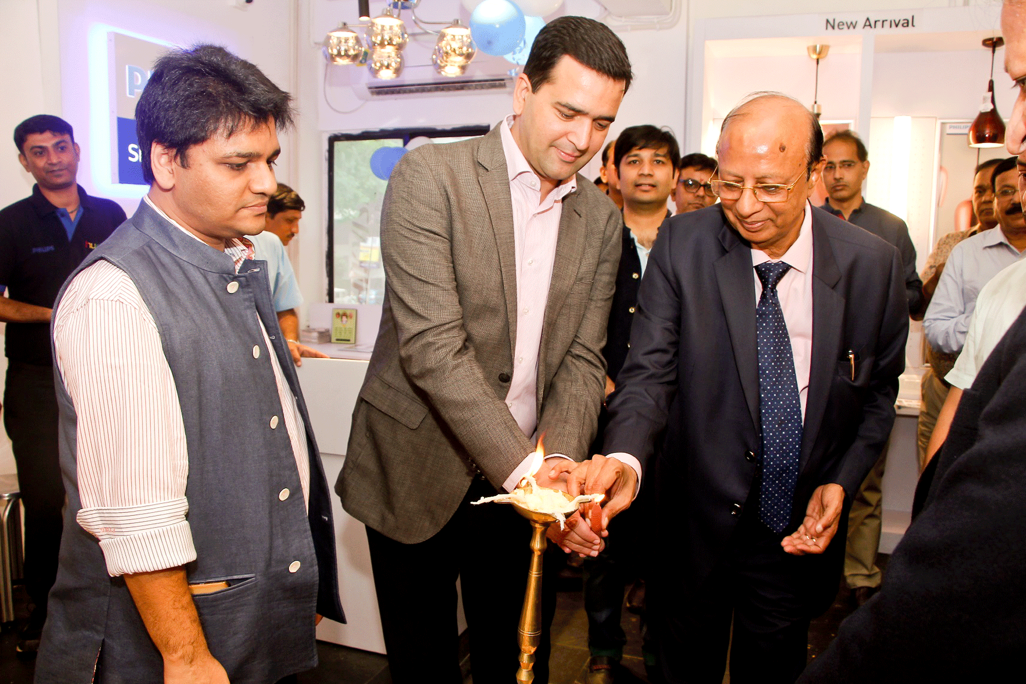 7th Philips Smart Light Hub opens in Kolkata