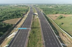 Nitin Gadkari inspects 212km Delhi-Dehradun ₹ 12,000Cr expressway