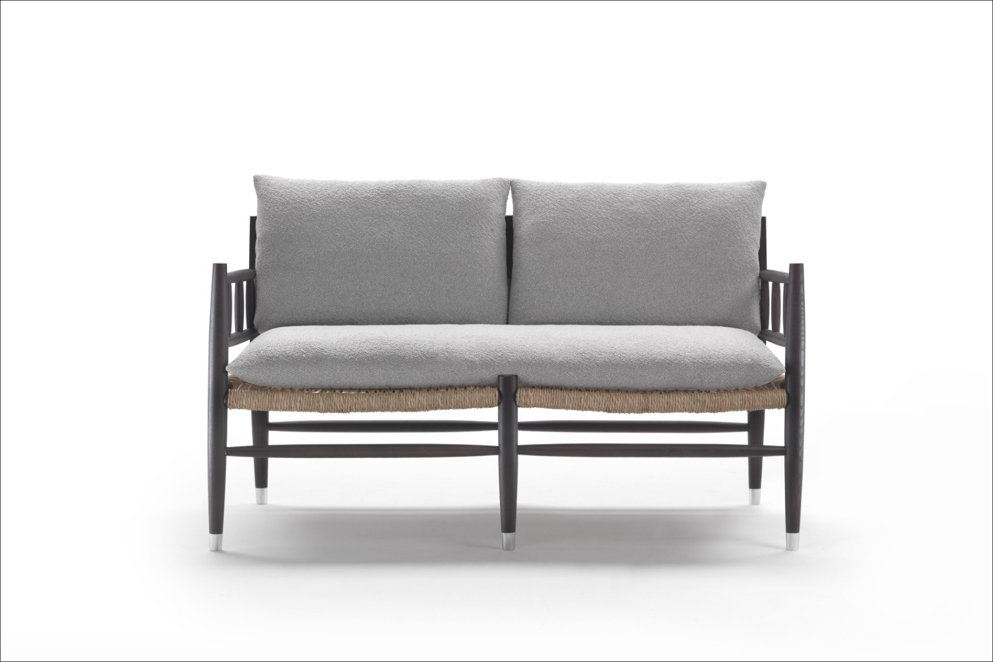 Etreluxe unveils the Lee Armchair collection