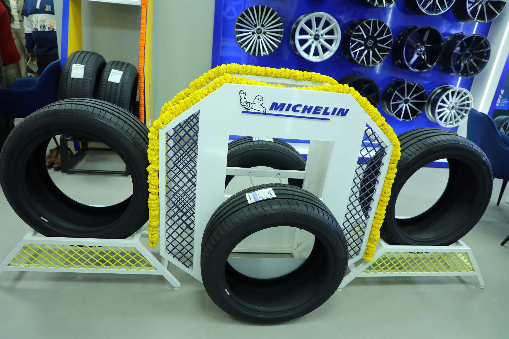 Michelin opens future-oriented tyre stores in Delhi-NCR