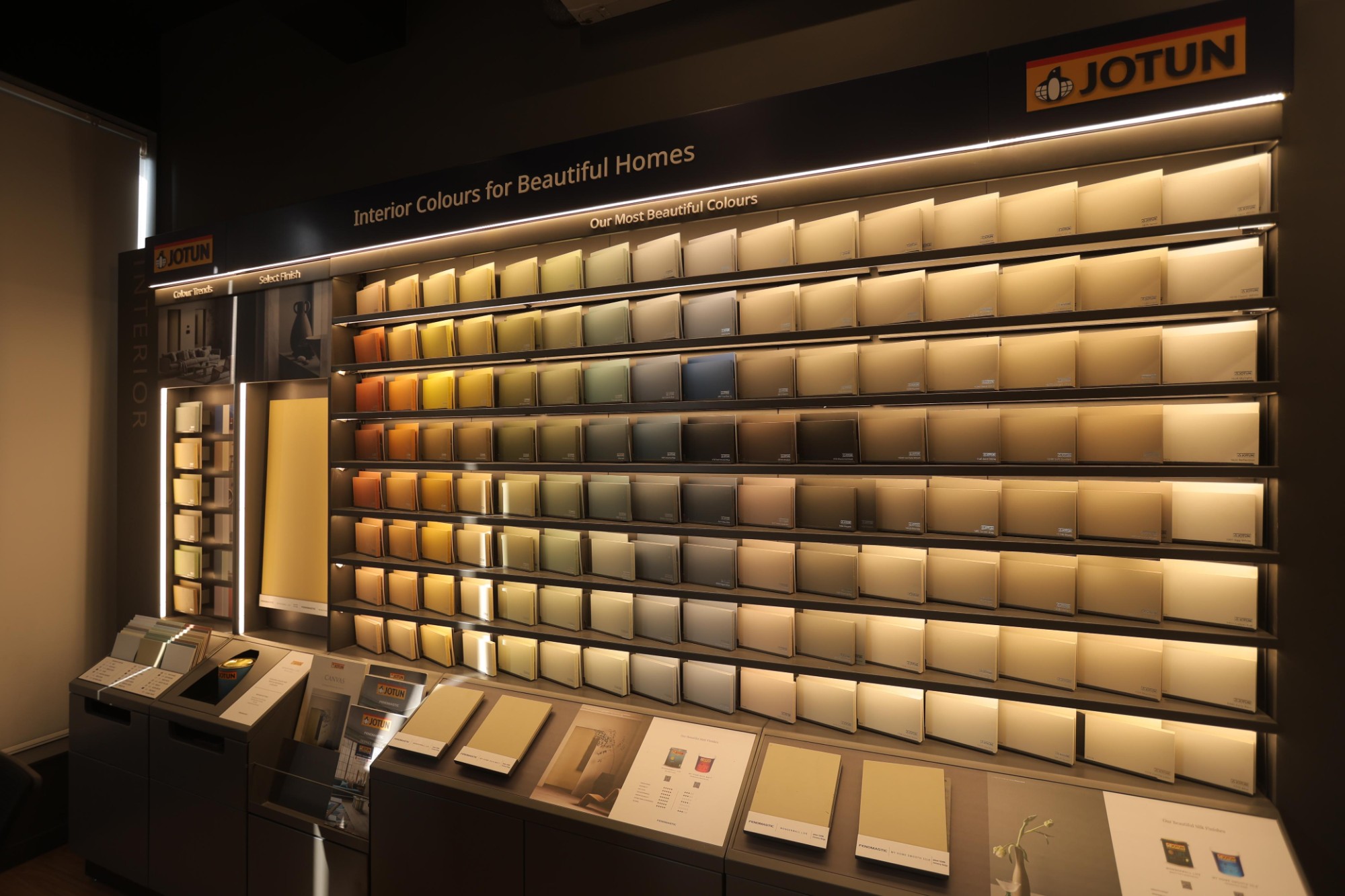 Jotun launches a new store design with improved navigation