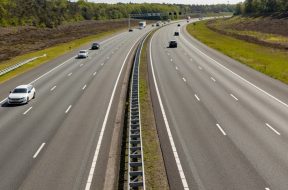 6 lane road