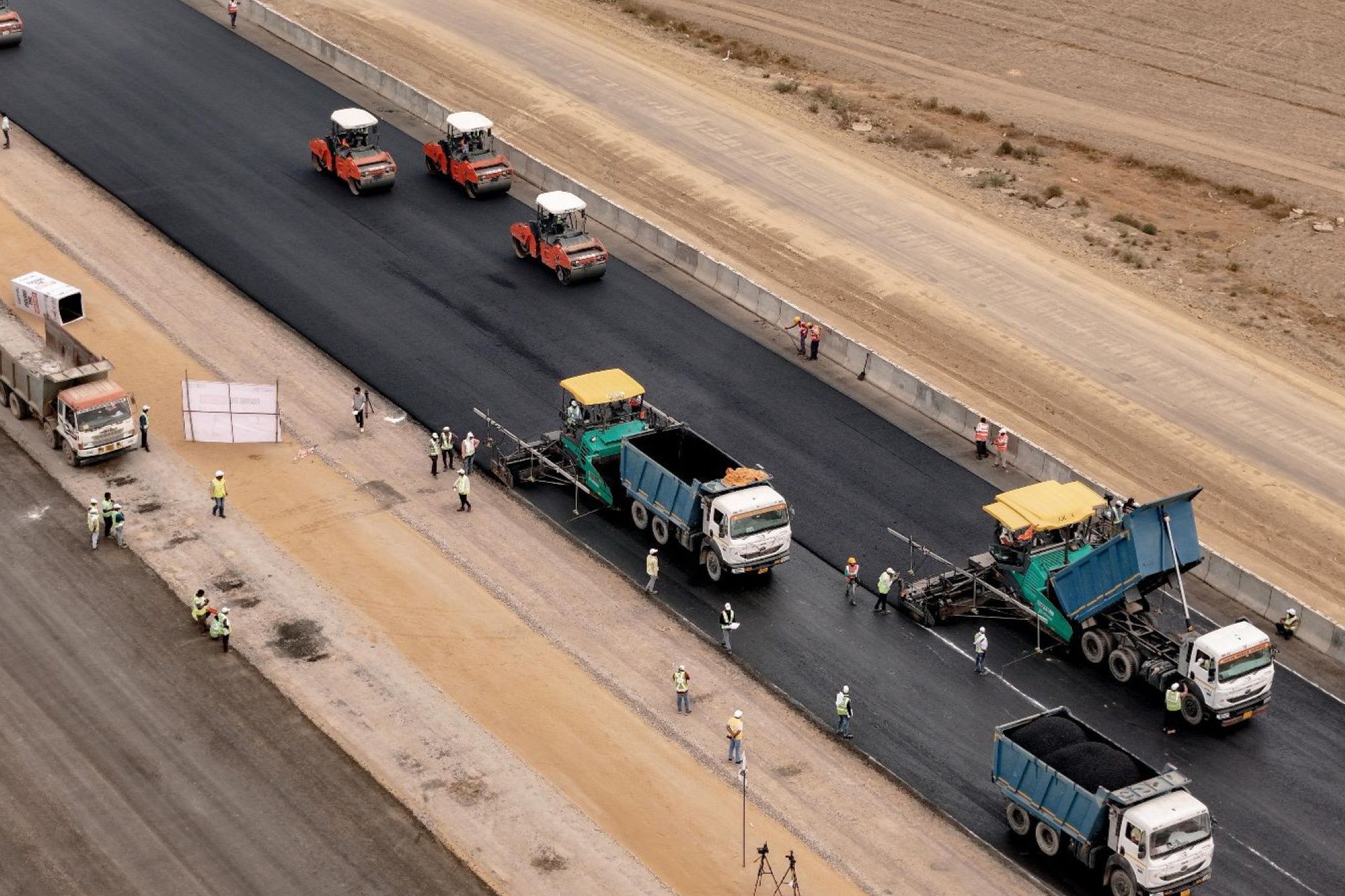Ganga motorway sets world record for fastest 6-lane construction
