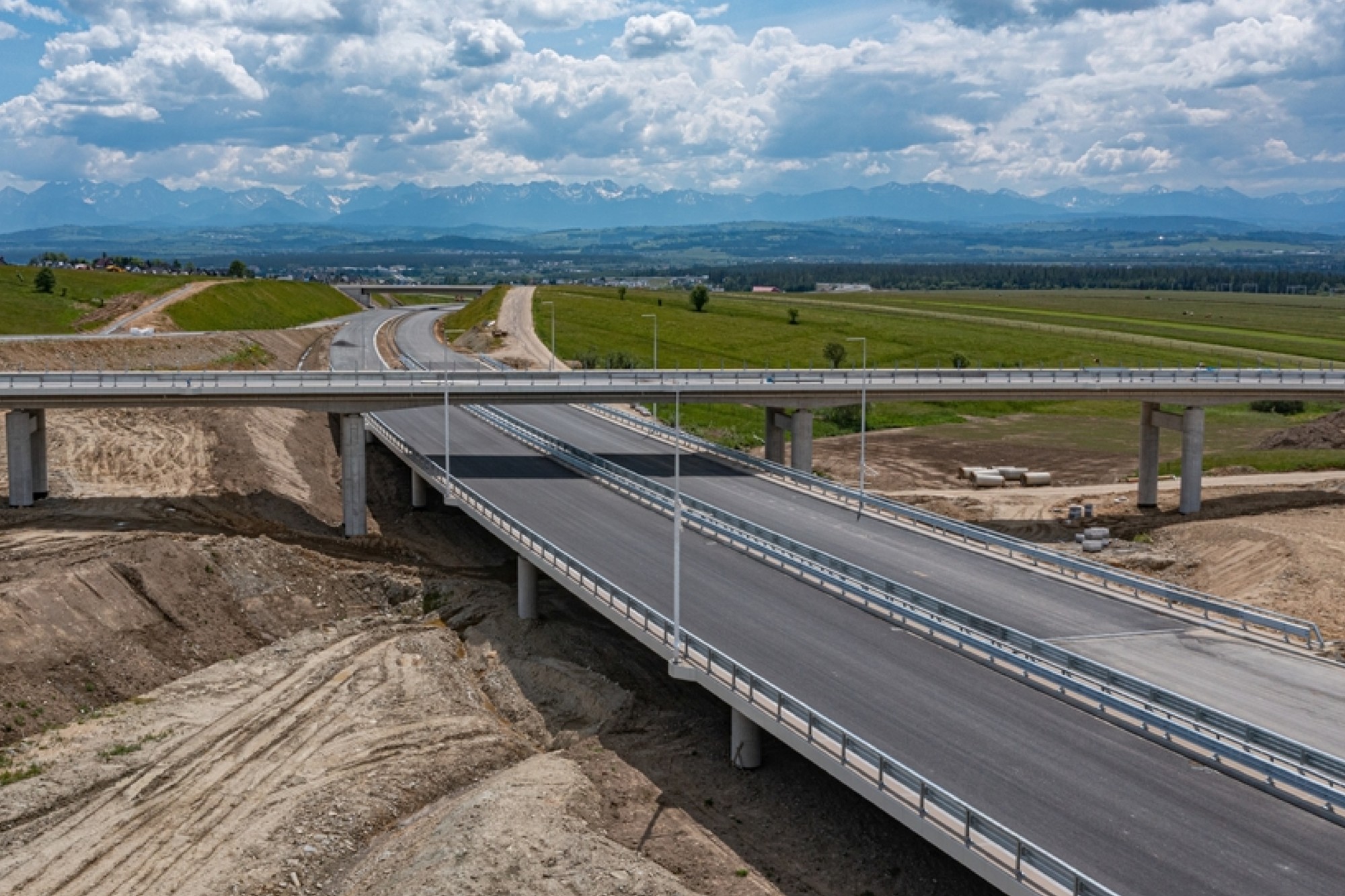 Nitin Gadkari announces ₹5,416 crore Telangana road projects